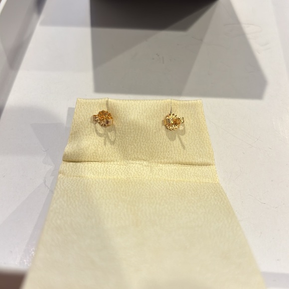 14kt Gold black Pearl earrings!  These are from Littman Jewelers. - Picture 2 of 3